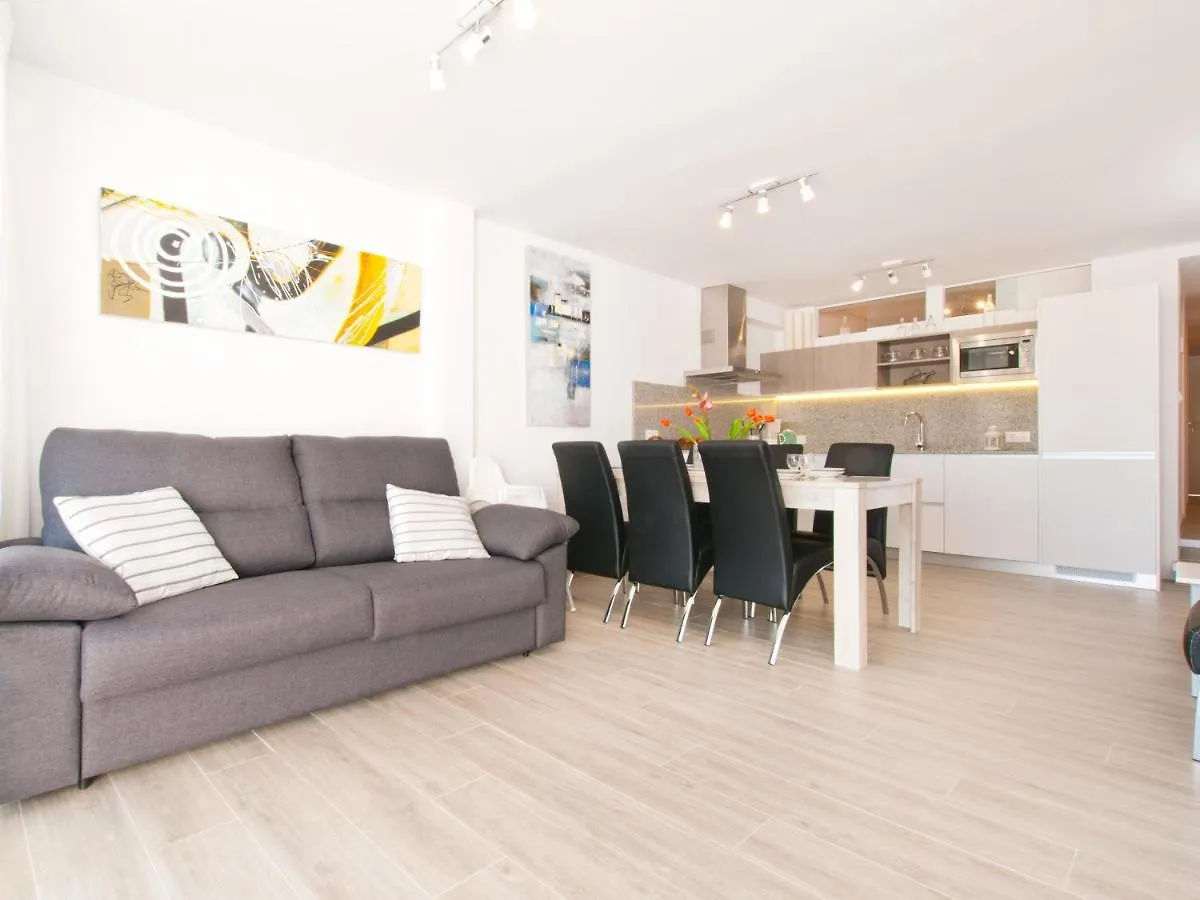 Apartment Oiza Classic, At Alcudia Beach Port d'Alcúdia